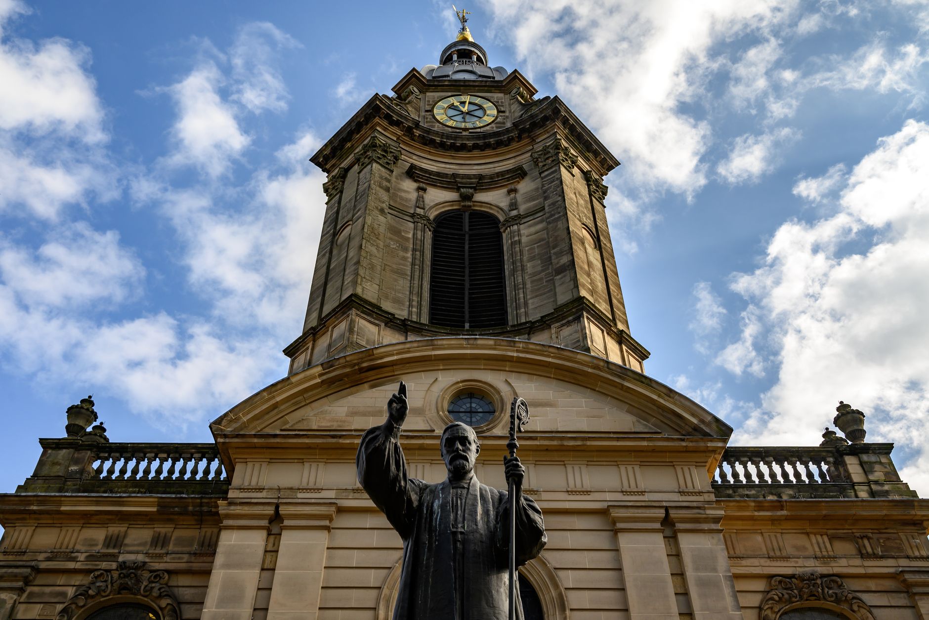 The Complete History of Sunderland: From Monks to Modern City – The Complete History of Sunderland: From Monks to Modern City
